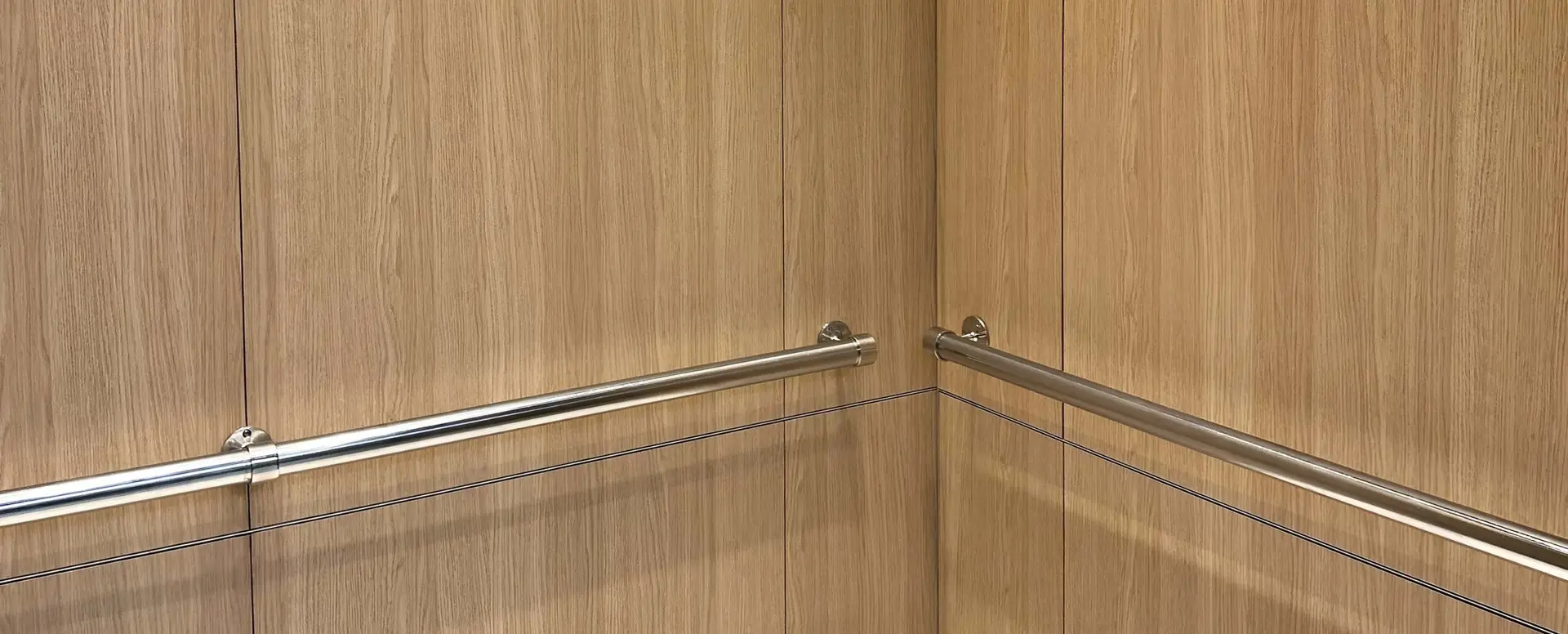 elevator cabin handler